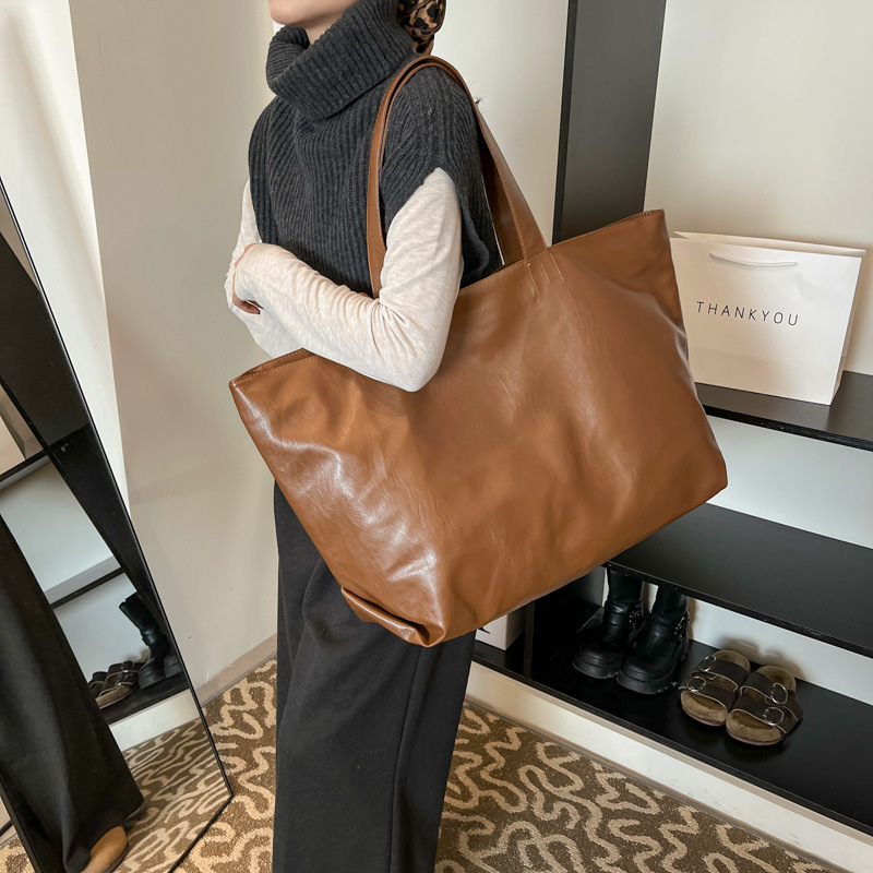 Interior Design Simple - Proste torby typu tote w stylu
