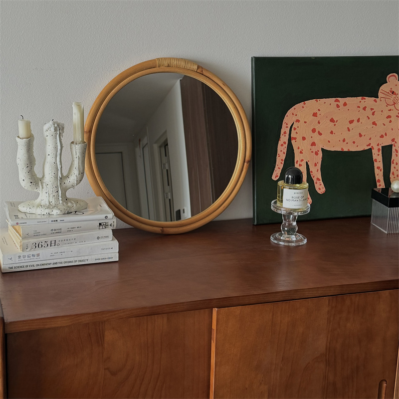 Średniowieczne rattanowe lustr – Rattan Mirror Round recenzja i cena